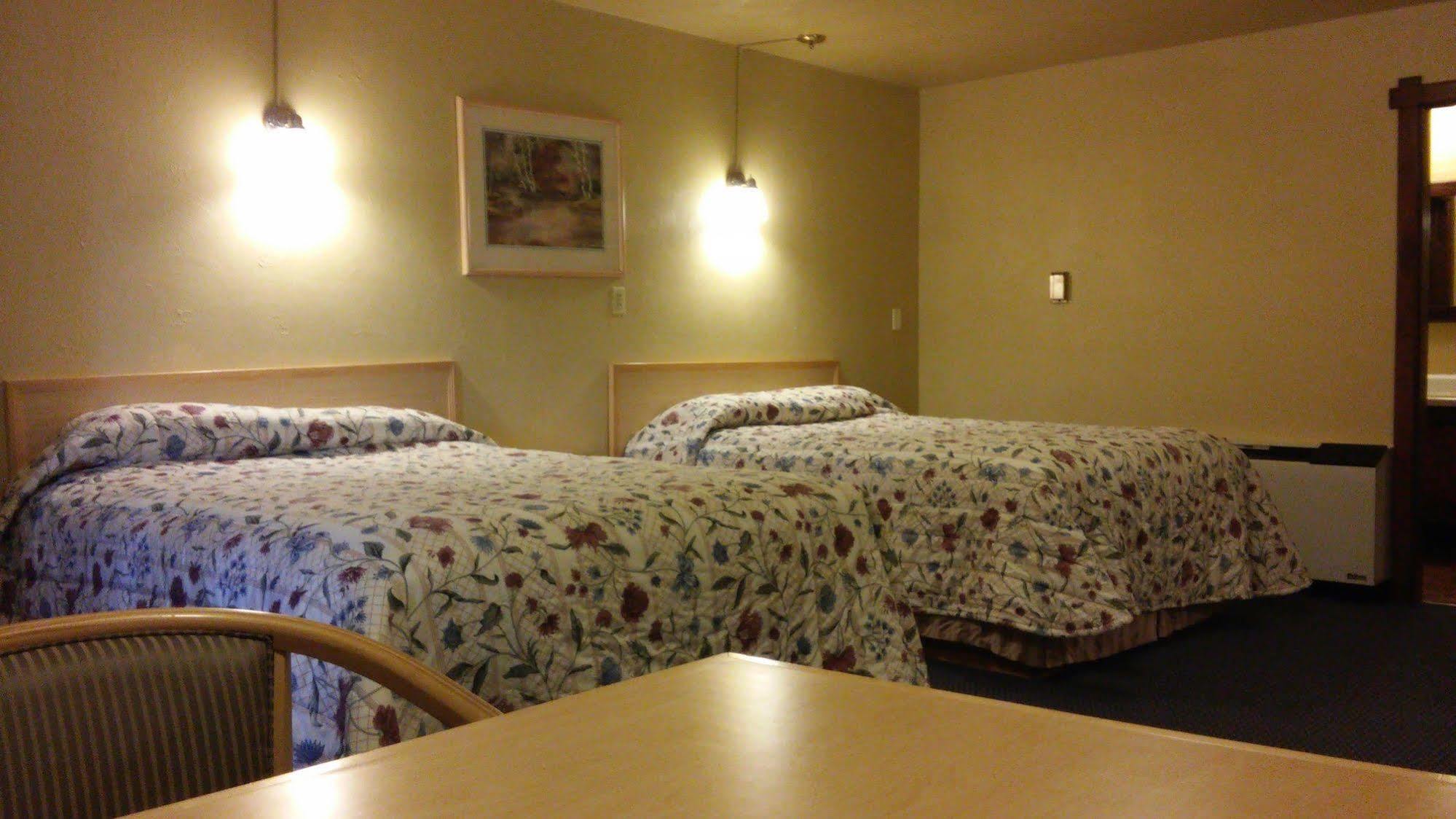 Budget Host Longhorn Motel Byers Bagian luar foto